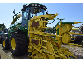 Cosechadora de forraje JOHN DEERE 7400