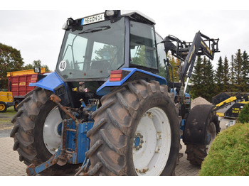 Tractor New Holland 8340: foto 3