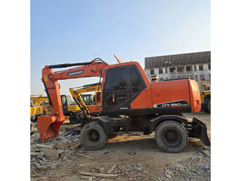 Excavadora de ruedas DOOSAN DX150W