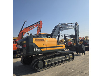 Excavadora de cadenas Hyundai HX220L: foto 4