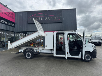Volquete furgoneta RENAULT Master 2.8