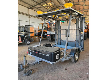 Remolque Nissen FAT LED Absperrtafel VZ616 Verkehrssicherungsanhänger Arbis Verkehrsleittafel Verkehrsleitanhänger Horizont GPS: foto 3 Remolque Nissen FAT LED Absperrtafel VZ616 Verkehrssicherungsanhänger Arbis Verkehrsleittafel Verkehrsleitanhänger Horizont GPS: foto 3