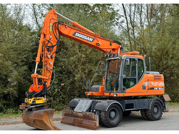 Excavadora de ruedas DOOSAN DX160W