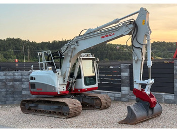 Excavadora de cadenas TAKEUCHI