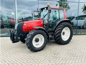 Tractor VALTRA 6850