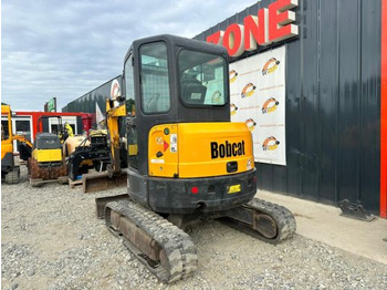 Miniexcavadora Bobcat E35 Cabine à 23500 € HT: foto 4