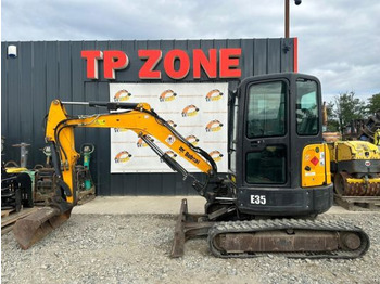 Miniexcavadora Bobcat E35 Cabine à 23500 € HT: foto 2