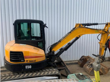 Miniexcavadora BOBCAT E50