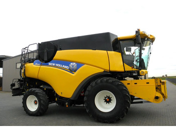 Cosechadora de granos New Holland CR9080 2013 Rok , heder Varifeed 9,15m, Nowsza Wersja, Nie Malowany, Stan Idealny: foto 2 Cosechadora de granos New Holland CR9080 2013 Rok , heder Varifeed 9,15m, Nowsza Wersja, Nie Malowany, Stan Idealny: foto 2