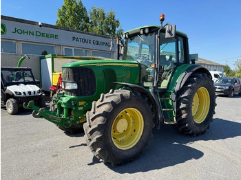 Tractor JOHN DEERE 6820