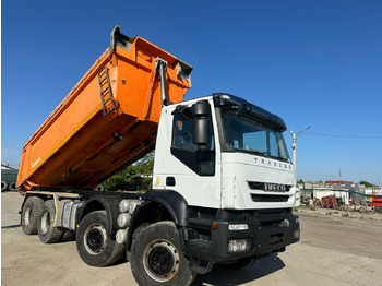 Camión volquete IVECO Trakker