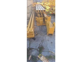 Grúa torre LIEBHERR