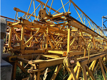 Grúa torre LIEBHERR