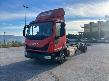 Camión chasis IVECO EuroCargo