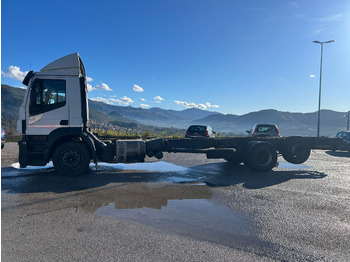 Camión chasis IVECO STRALIS AD 260S31 XP: foto 2 Camión chasis IVECO STRALIS AD 260S31 XP: foto 2