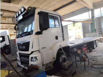 Camión caja abierta MAN TGS 26.360