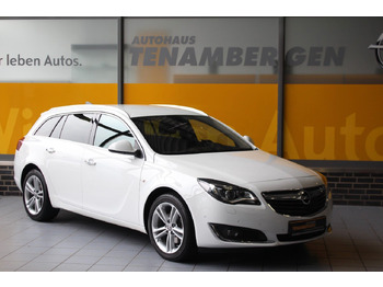 Coche OPEL