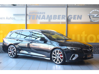 Coche familiar OPEL