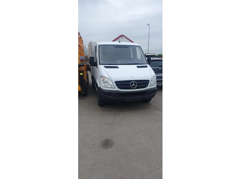 Furgoneta con caja de lona MERCEDES-BENZ Sprinter 213