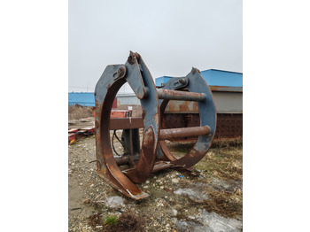 Pinza de manipulación Komatsu Graifer forestier: foto 2