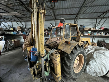 Retroexcavadora Backhoe loader- MASSEY-FERGUSON 203: foto 2