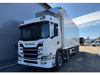 Camión caja cerrada SCANIA G