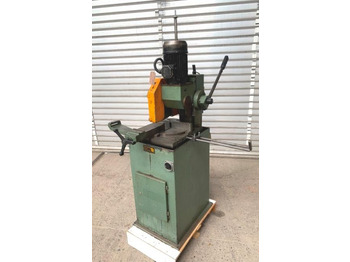Máquina para metal
