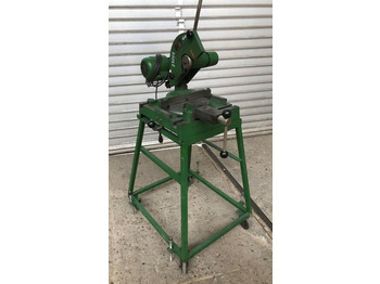 Máquina para metal