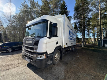 Camión caja cerrada SCANIA P 250