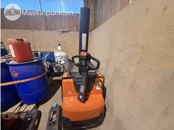 Carretilla elevadora eléctrica TOYOTA