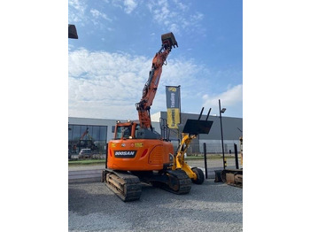 Excavadora de cadenas DOOSAN DX140LCR-5