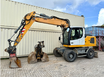 Excavadora de ruedas LIEBHERR A 916