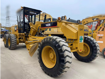 Grader CATERPILLAR 140H