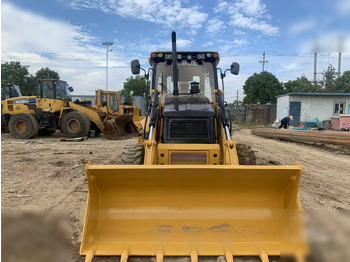 Retroexcavadora CATERPILLAR 420F