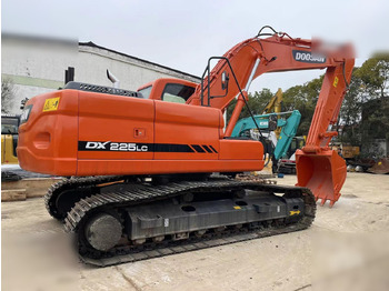 Excavadora de cadenas DOOSAN DX225LC