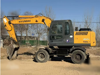 Excavadora de ruedas HYUNDAI