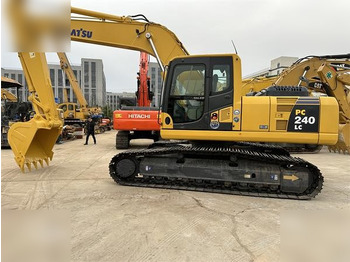 Excavadora de cadenas KOMATSU PC240LC-8