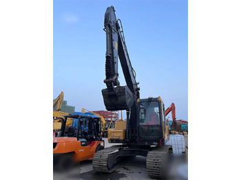 Excavadora de cadenas VOLVO EC140DL