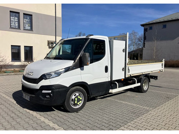 Volquete furgoneta IVECO Daily 35c13