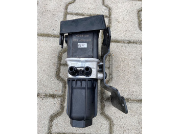 Procesamiento de combustible DAF XF 106