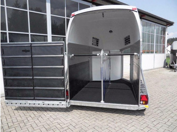 Remolque para caballos BÖCKMANN