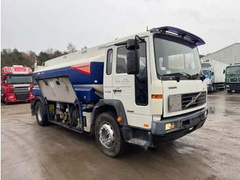 Camión cisterna Volvo FL 6 - 220 (11000 L / 2 COMPARTMENTS / 18 TON / MANUAL GEARBOX / PERFECT): foto 3