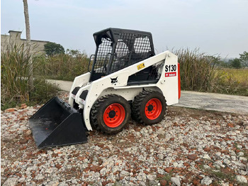 Minicargadora BOBCAT S130