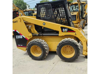 Minicargadora CATERPILLAR 226B