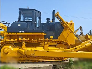 Bulldozer SHANTUI