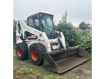 Minicargadora BOBCAT S300