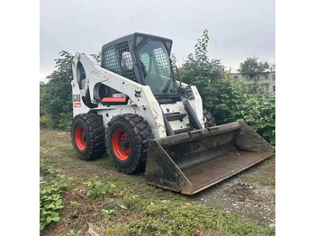 Cargadora de ruedas BOBCAT S300