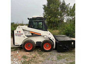 Minicargadora BOBCAT S16