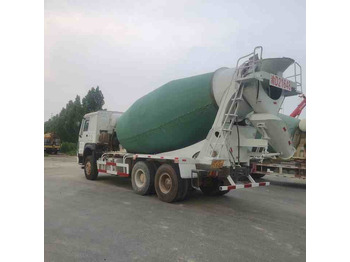 Camión hormigonera HOWO 15 Cubic Metre Used Concrete Mixer Truck   for Sale [ Copy ]: foto 5