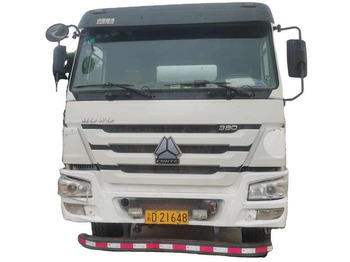Camión hormigonera SINOTRUK HOWO